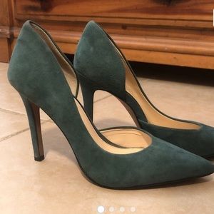 Jessica Simpson heels